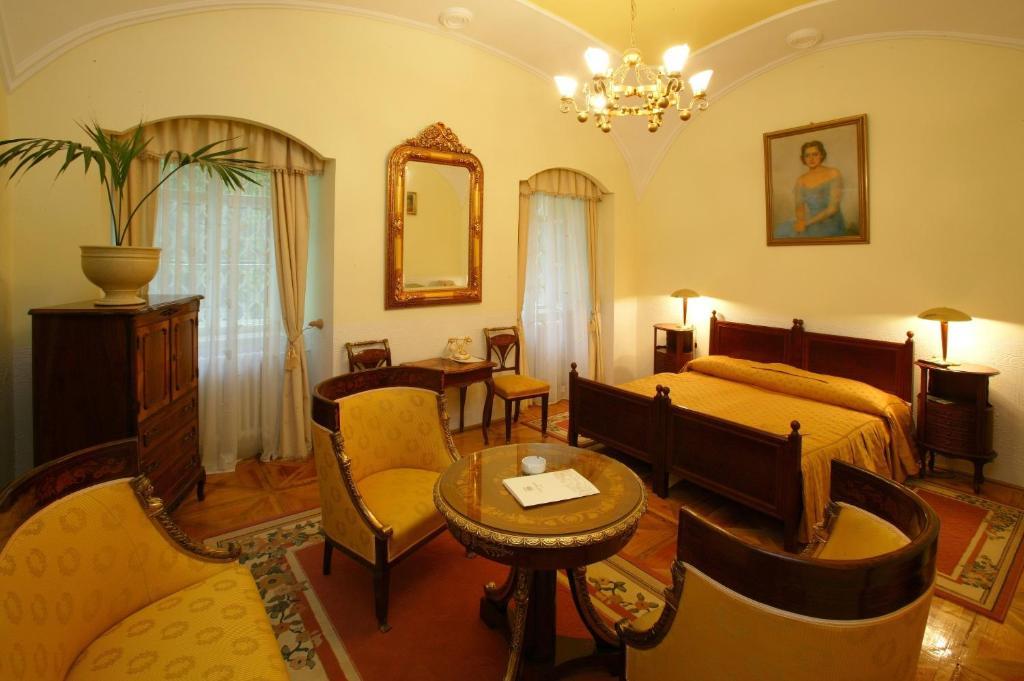 Teleki-Degenfeld Kastélyszálló Szirák Habitación foto